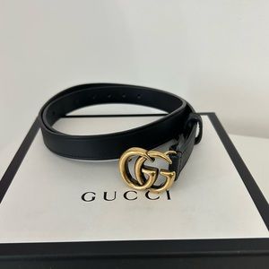 GUCCI LEATHER BELT WITH DOUBLE G BUCKLE